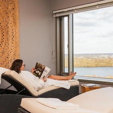 Der Valk Airporthotel 4*