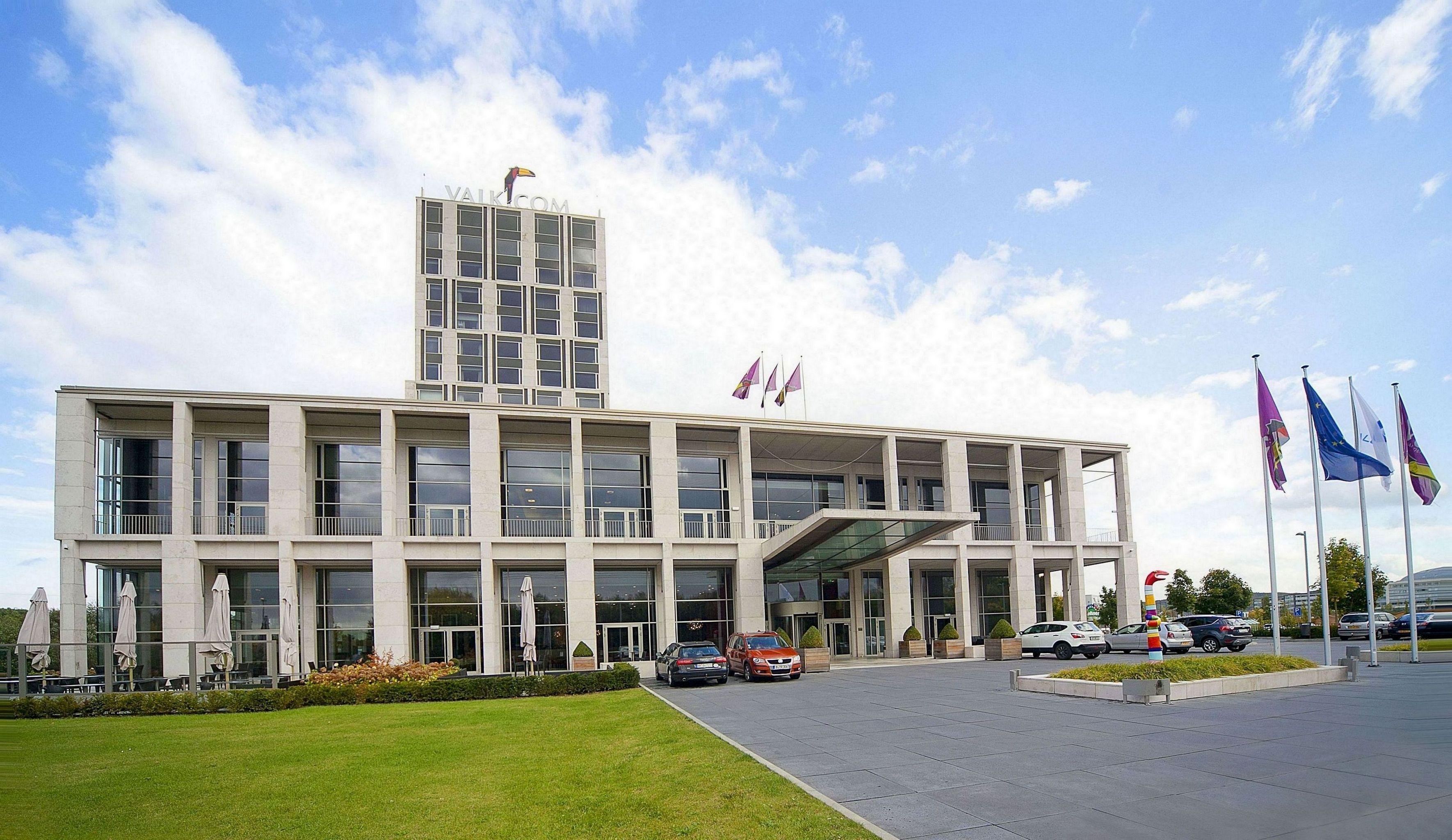 Hotel Der Valk Airporthotel 4*