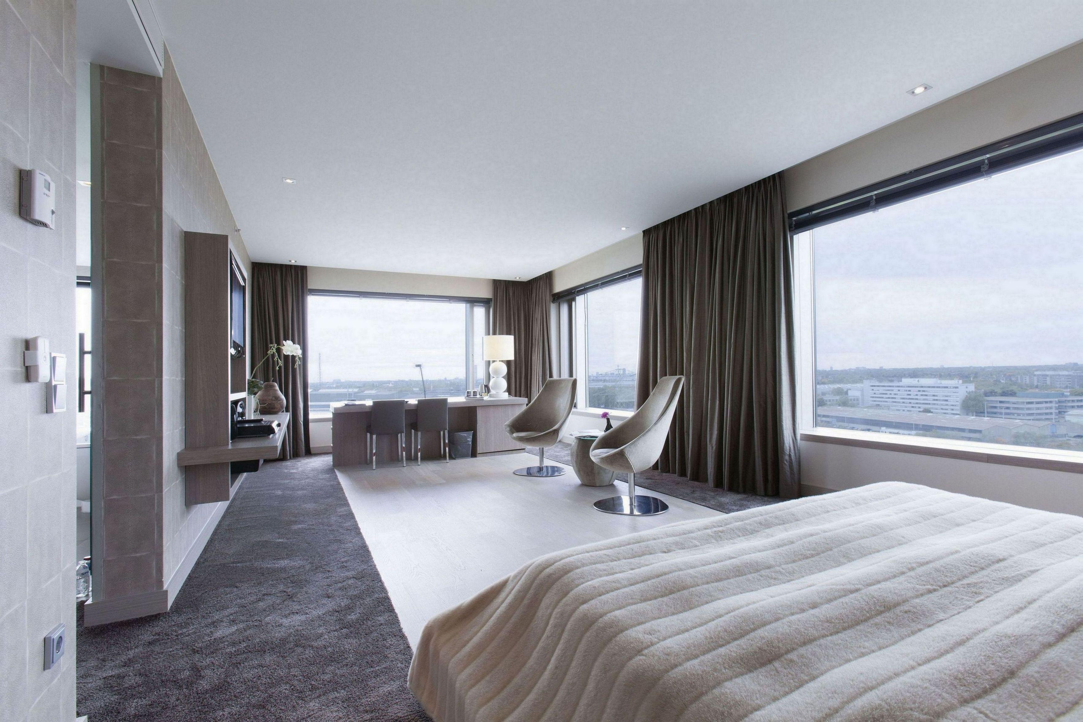 Der Valk Airporthotel Hotel 4*